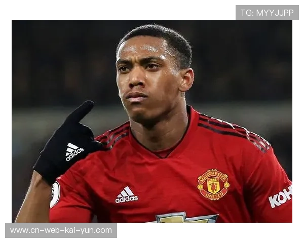 富勒姆阿迪达斯合作长达12年 装备赞助稳定性成商业关系范本